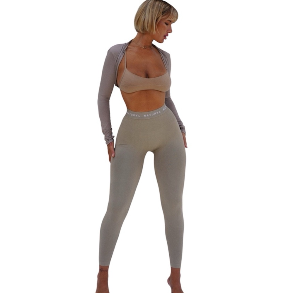 NWT Naturyl Soft Sculpt Leggings by Niykee Heaton Sz S - Soft Taupe/Nude